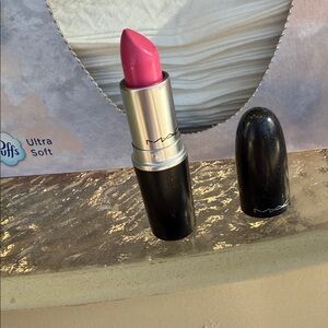 MAC Cosmetics Vivid Pink Lipstick